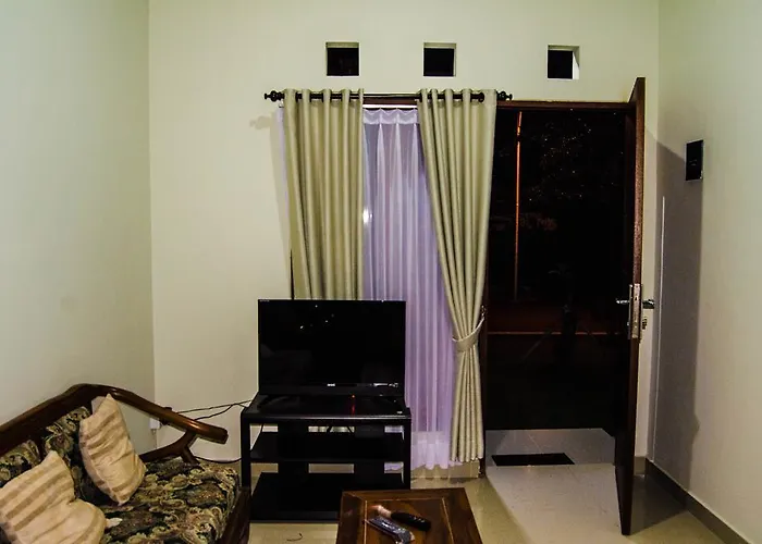 بيت ضيافة Beluran Serene